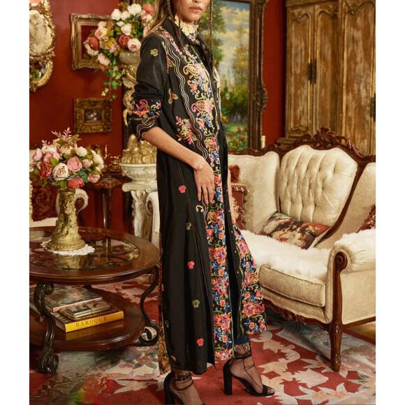 NWT ARATTA Meadow of Flowers Embroidered Duster - Black - Floral Multicolor - M - Picture 3 of 4